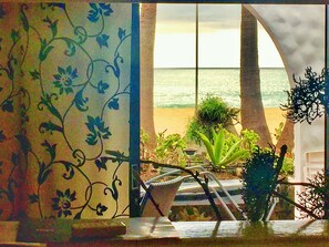 Interior - Luxury studio for beach lovers - apartment by the sea under palm trees (Costa Calma)