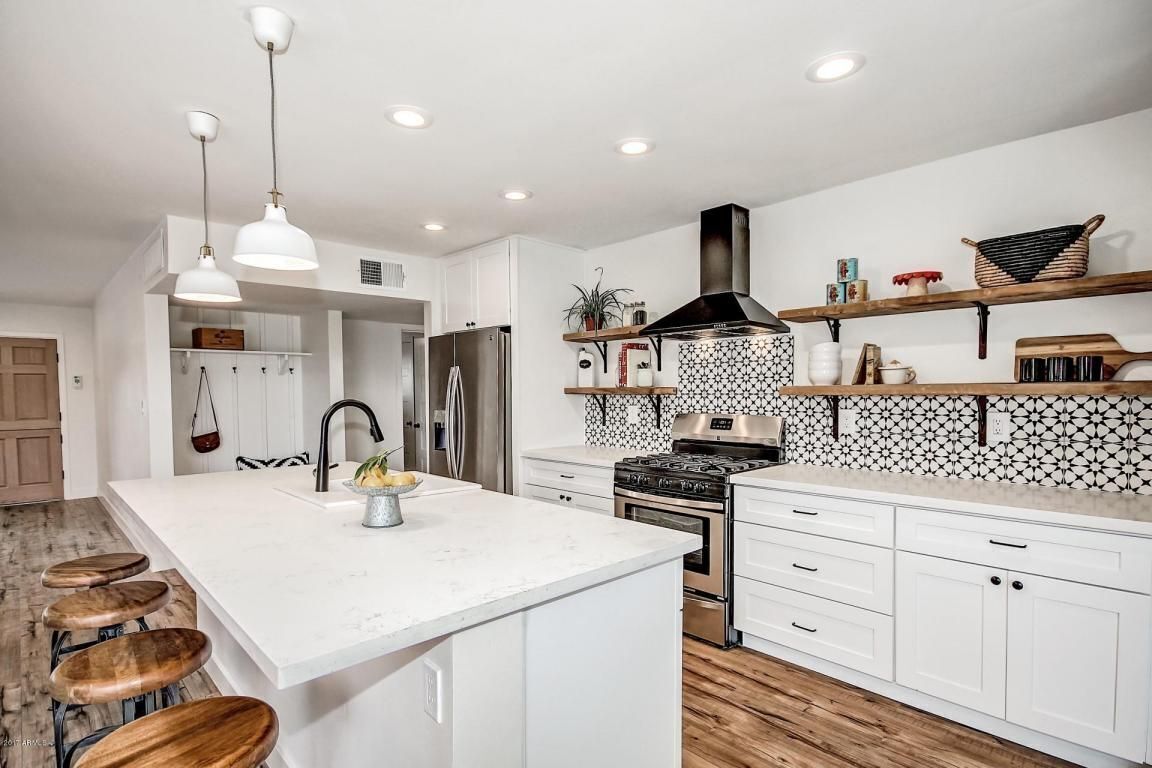 ★ Stunning Mid-Century Modern House in Central Phoenix