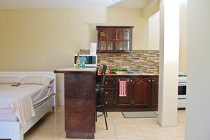 Individually decorated, individually furnished, laptop workspace - Operative Car Rental & La Porsuette Inn (Gros Islet)