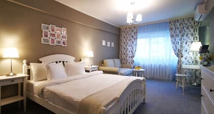 BRIGHT DECO LUXURY S Wohnung in der Nähe von METRO MALL SHOPPING CENTER & Annehmlichkeiten