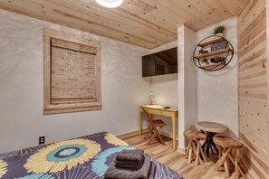 1 多间卧室、办公桌、熨斗/熨衣板、WiFi