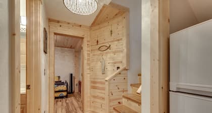 ~New~ Yellowstone Rock Studio