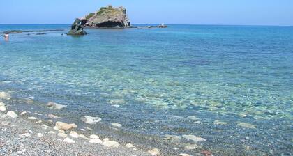 Kato Paphos: excelente apartamento T2 zona turística junto al mar