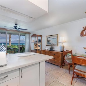 Interior - REDUCED RATES! 102 Lovely1 bedroom, 1 bath condo. (Lahaina)