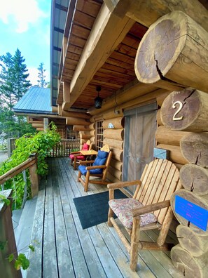 Terrace/patio - Kootenay Lake Lodge Waterfront Log Chalet - location, location, location!! (Boswell)