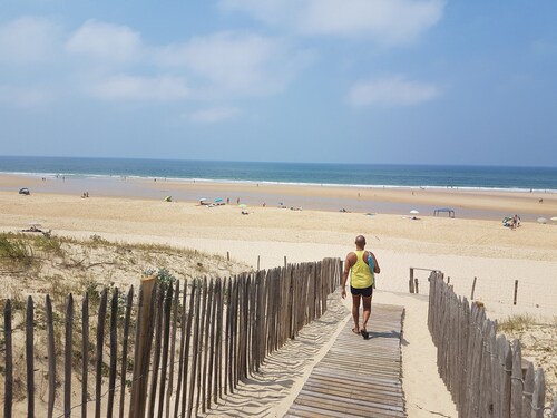 BEAUTIFUL APARTMENT 400 M FROM THE BEACHES OF MIMIZAN WITH INTERNET 