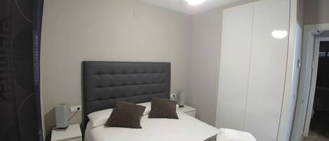 2 camere, ferro/asse da stiro, culla da viaggio, Wi-Fi