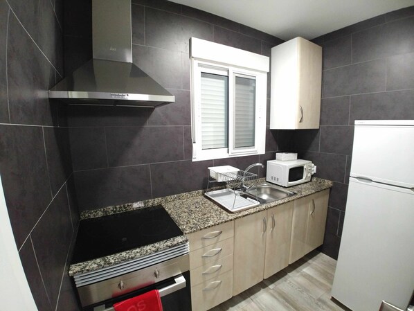 Kookgerei, borden en bestek