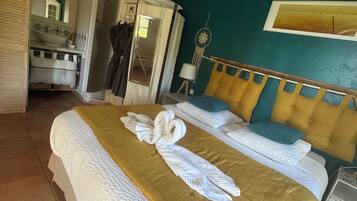 1 slaapkamer, een strijkplank/strijkijzer, wifi, beddengoed