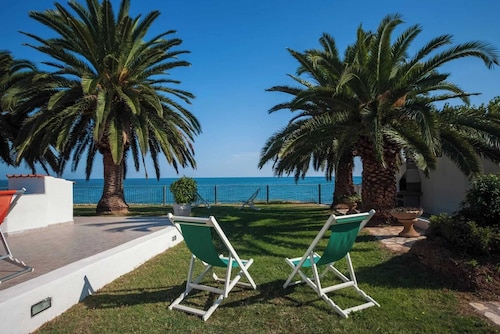 Villa Lucia Mono 2 Pomegranate