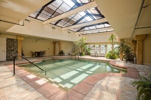 Piscine couverte, piscine chauffée