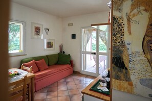 TV, table tennis, books