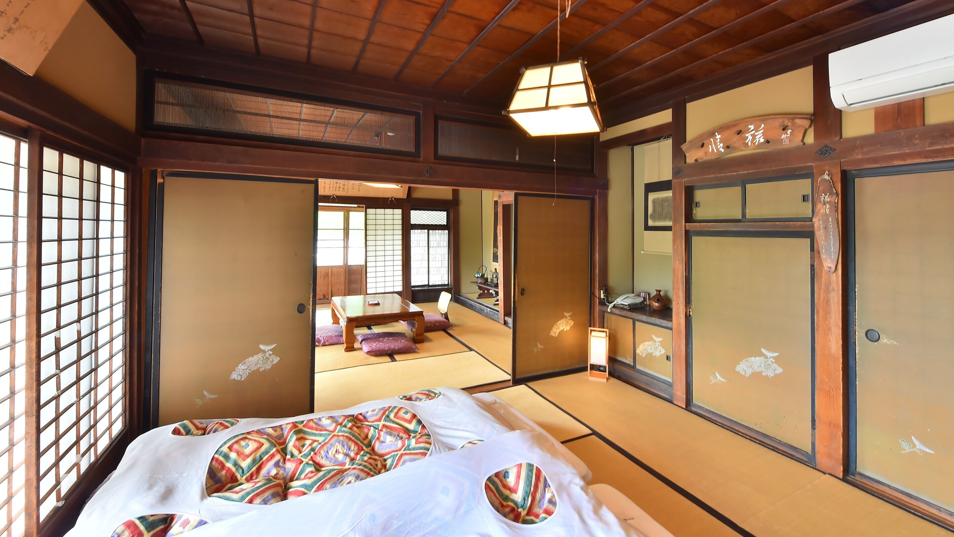Deluxe Quadruple Room, Non Smoking, Mountain View | Down comforters, WiFi (free), individually decorated