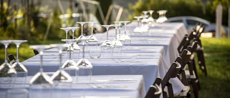 Espace banquet en plein air