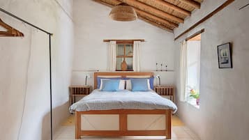 1 chambre, fer et planche à repasser, Wi-Fi gratuit, draps fournis