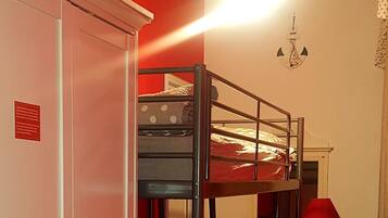 4 chambres, fer et planche Ă repasser, lit parapluie, Wi-Fi gratuit