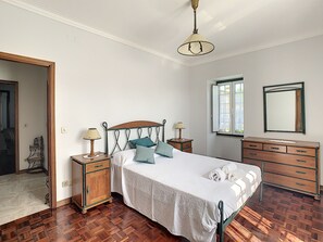 4 bedrooms, iron/ironing board, travel crib, WiFi