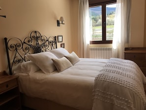2 bedrooms