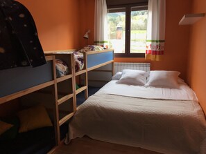 2 bedrooms