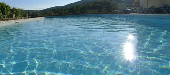 PICCOLO BORGO en EXCLUSIVO en el verde, Colline del Trasimeno - OFERTAS DE OCTUBRE