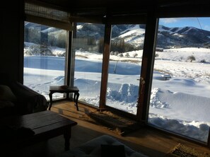 Interior - Your Home In The Andes (San Martin de los Andes)