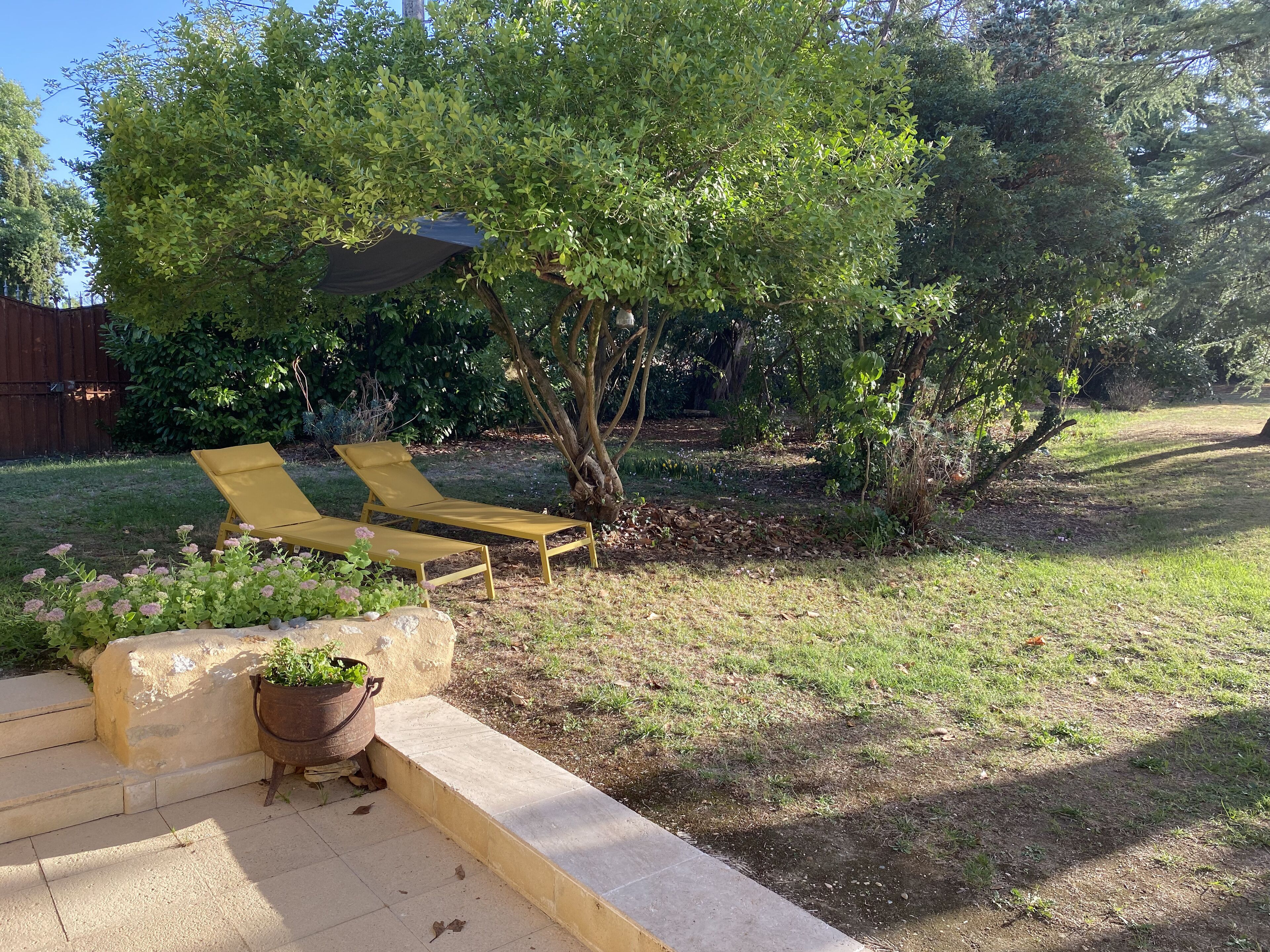 devant la cuisine du Magnolia