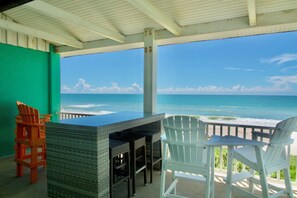 Property grounds - 🌞Oceanfront rooftop getaway 🏖️Steps to sand 🐶Dog Friendly⚡️EV charger (North Topsail Beach)