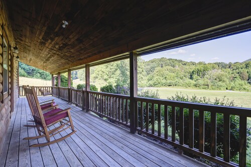 Rustic Cabin with a View on a Hundred Acre Farm