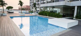 Lovina Residences at Harbour Bay