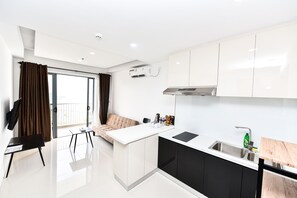 City Apartment (LOVINA 17-10) | Living area | 43-inch Smart TV with satellite channels, TV