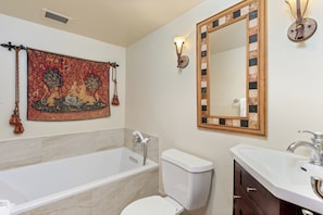 Hair dryer, towels - Chateau Christian | 210 - 2 Bedroom Platinum (Vail)