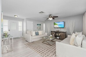 Smart TV, books, stereo