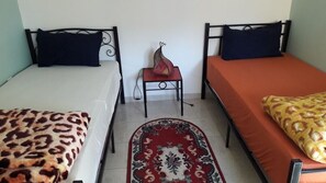3 habitaciones, tabla de planchar con plancha y wifi gratis