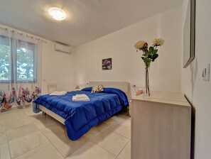 2 Schlafzimmer, Bügeleisen/Bügelbrett, WLAN, Bettwäsche