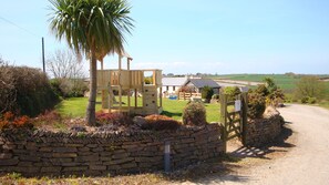 Property grounds - Elm Cottage, Purpose Built Wheelchair Friendly Cottage (Truro)