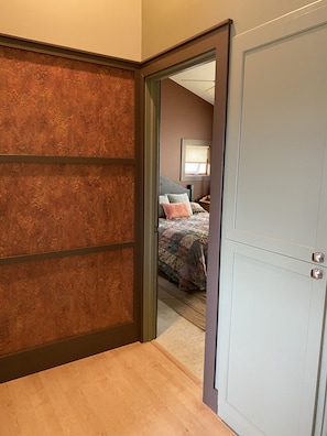 4 chambres, fer et planche à repasser, Wi-Fi gratuit, draps fournis