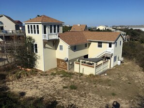 Exterior - 200yds to beach! In the center of Duck. Pets, hot tub, water view from top deck. (Duck)