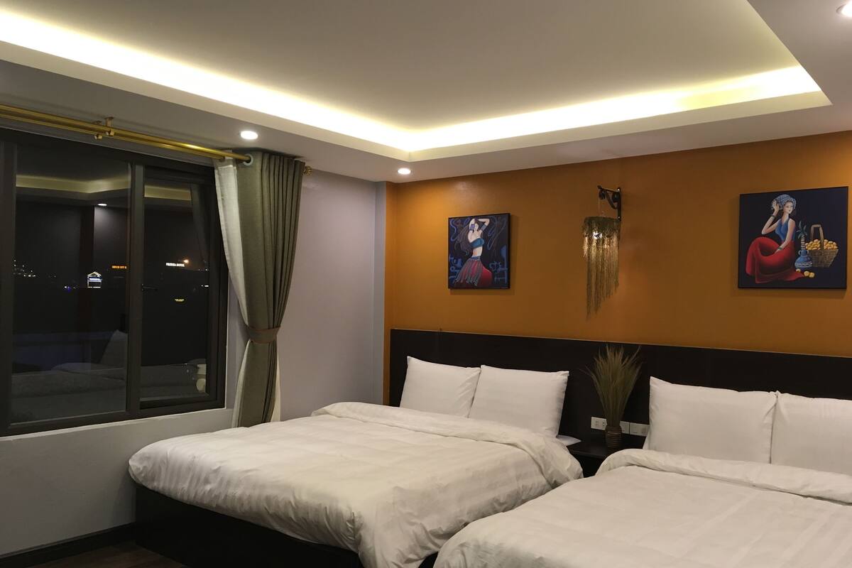 Comfort Triple Room | Laptop workspace, WiFi (free)