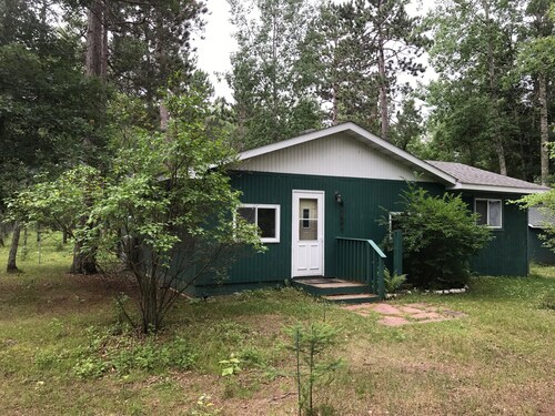 WoodView Cabin. 4 Season cabin with all you need to relax and enjoy northern MN.