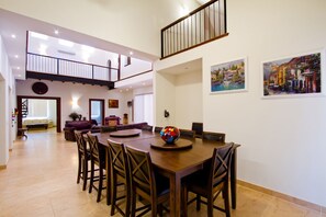 Dining - Beautiful Private Home, walking distance to the beach (Brasilito)