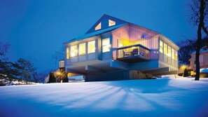 Exterior -  July 4th 7/4-7/10/26 1200sqft 2bdrm2bath townhse Christmas Mntn Vill Wisc Dells (Wisconsin Dells)