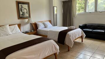 2 habitaciones, tabla de planchar con plancha y wifi gratis