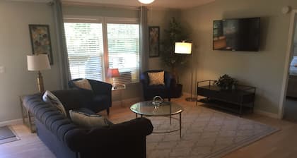 Escape the City; Country Living at its Best at our 600 acre horse/cattle farm.