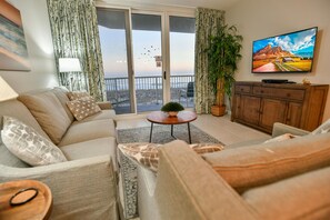 Smart TV - Summerwind West #202 Oceanfront Condo - Free Beach Chairs & Umbrella. (Navarre Beach)