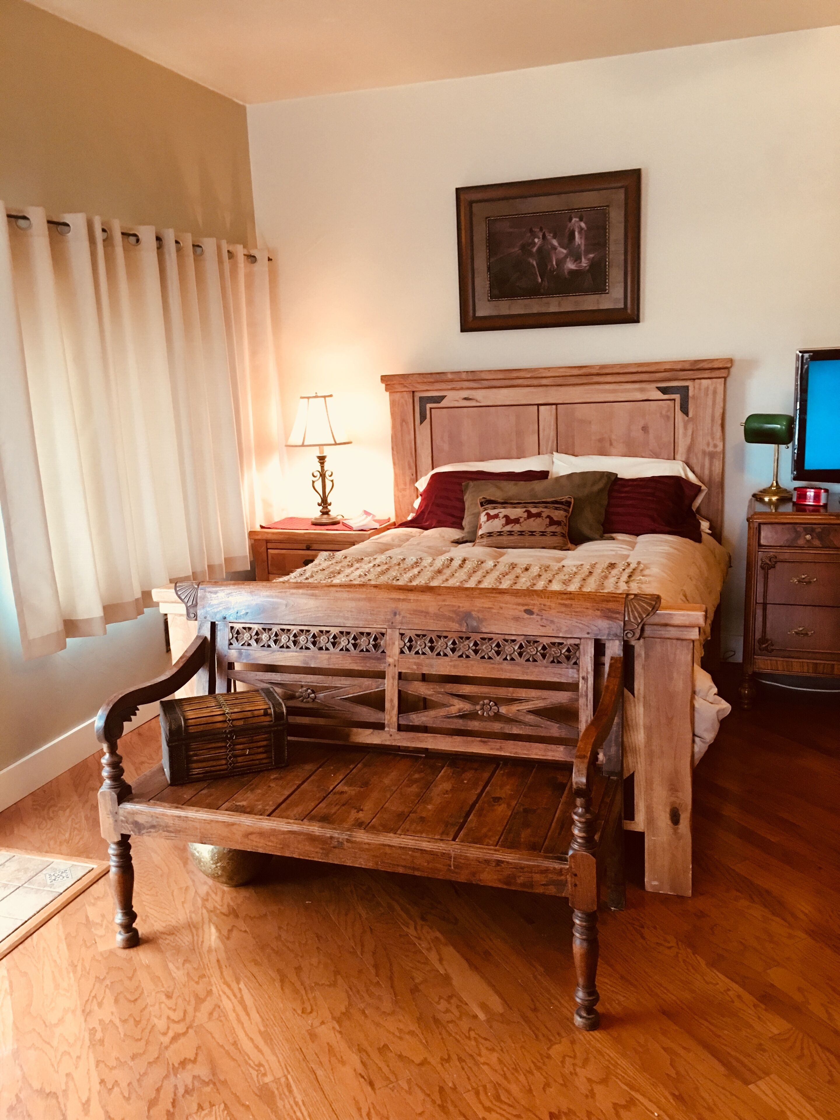 1 dormitorio, tabla de planchar con plancha, wifi gratis y ropa de cama