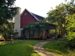 Exterior - Beautiful view! Unique comfort, Away from it all. (Mabank)