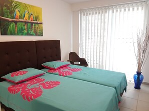 2 bedrooms, iron/ironing board, WiFi, bed sheets