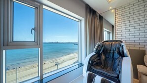Unclassified image, 4 of 59, button - Pohang Yeongildae Hotel View (Pohang)