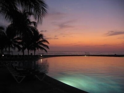 Luxury & Beauty at the Grand Mayan Resorts Throughout Mexico