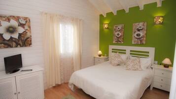 3 slaapkamers, een kluis op de kamer, een strijkplank/strijkijzer